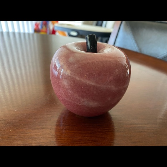Apple Paperweight - Picture 3 of 5